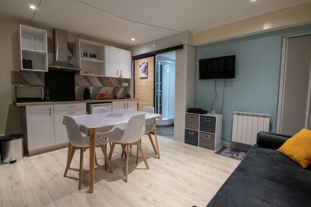 Apartamento Studio Place De La Barre Le Cosy Mâcon Exterior foto